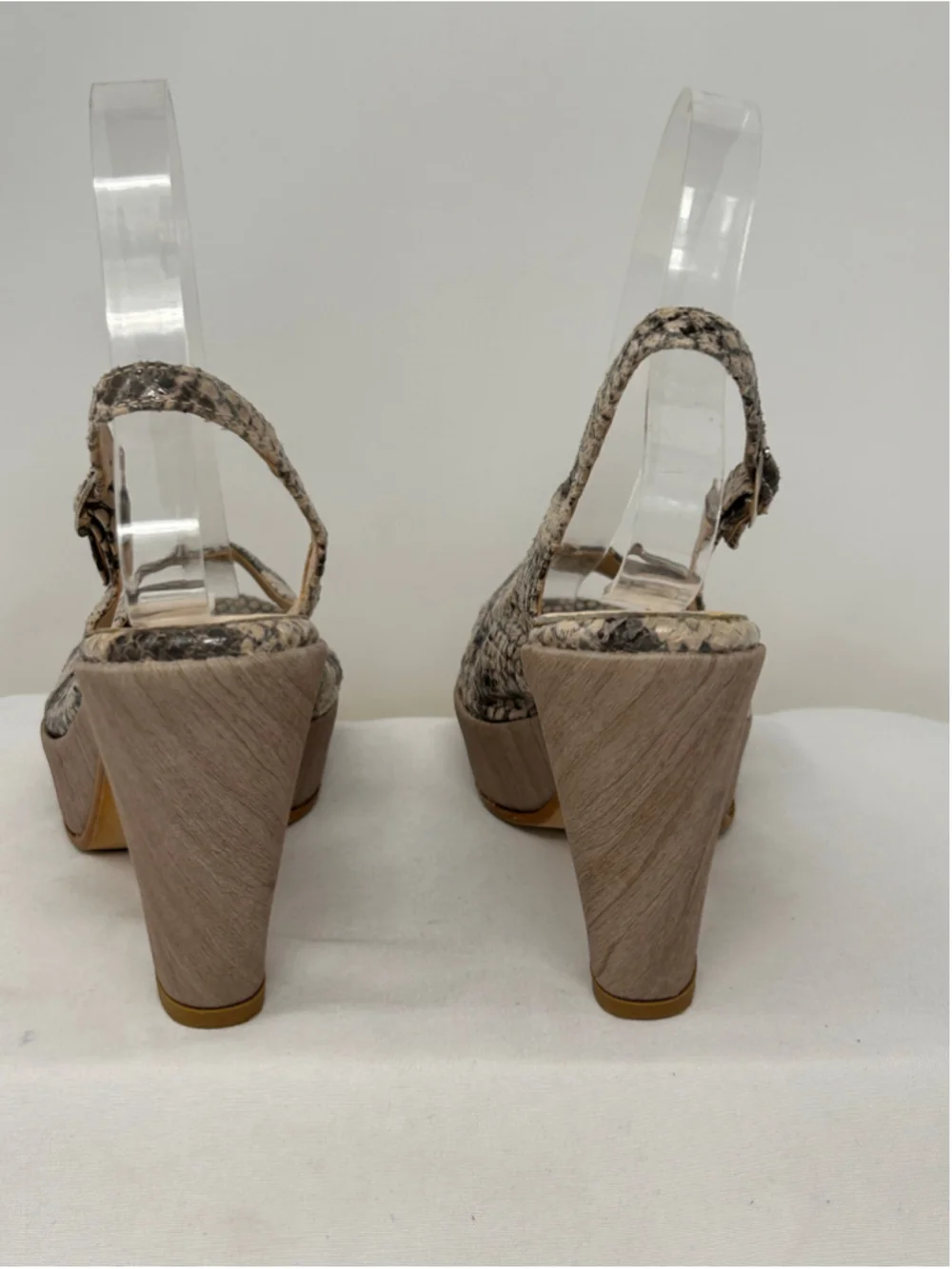 Vitty Girl Genuine Leather Snakeskin Platform Peep Toe Slingback Heels Size 37